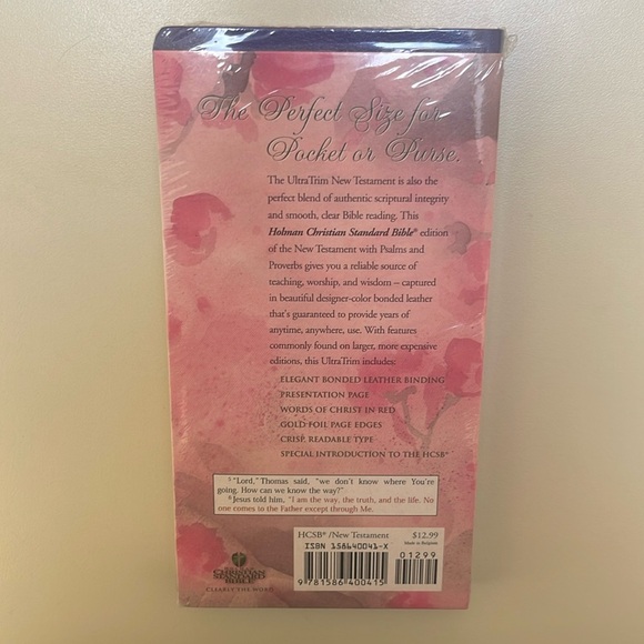 ❤️ 🆕 HOLMAN New Testament with Psalms & Proverbs PURPLE Cover bible - Picture 4 of 4